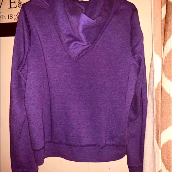 RARE VS PINK HOODIE - Picture 3 of 4